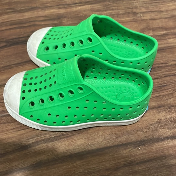 Native shoes - Picture 2 of 5